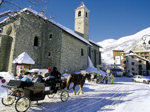 CPA VALLOIRE L'Hiver a Valloire - Chapelle Saint Bernard (1191764 CPA VALLOIRE L'Hiver a Valloire - Chapelle Saint Bernard (1191764