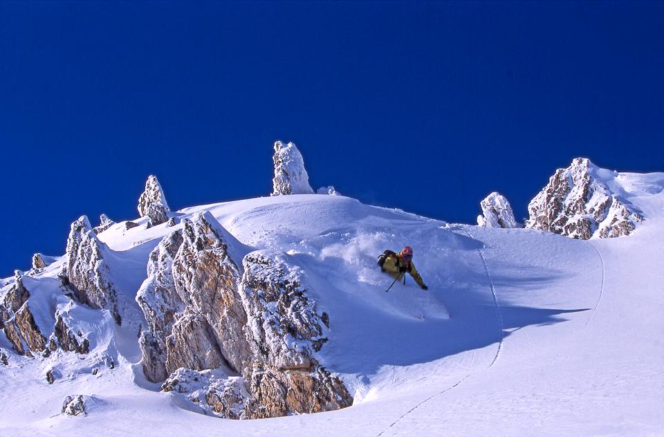 Isola 2000 Photo: 1 of 2