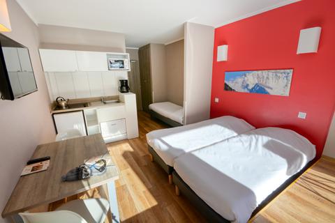 SOWELL RESIDENCES New Chastillon – photo 2