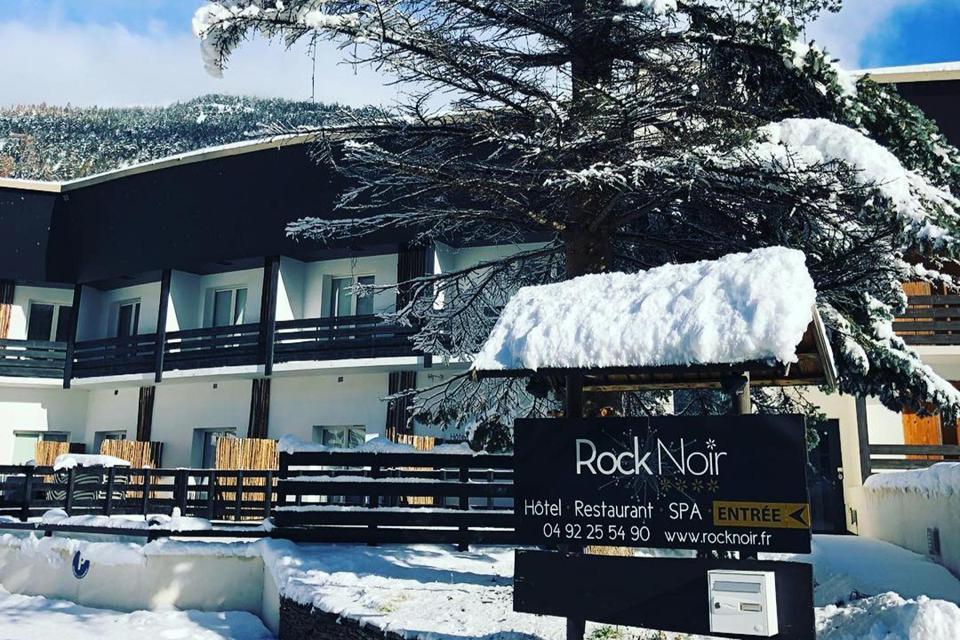 Rock Noir Hotel Spa2