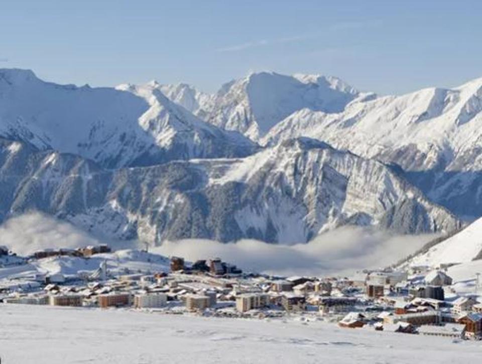 Huez Photo: 1 of 1