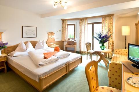 Hotel Mirabell Alpine Garden Resort Spa – photo 2
