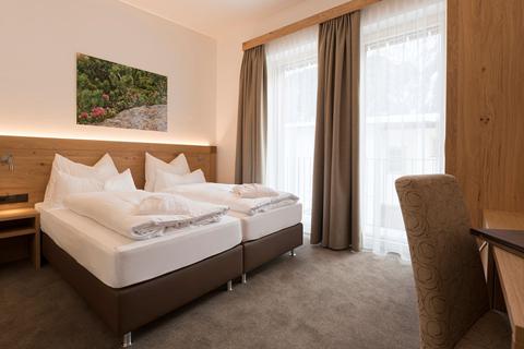 Anthonys Peaks And Pillows Hotel – photo 3
