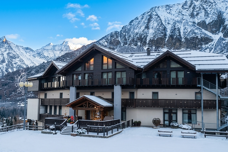 Hotel Adamello