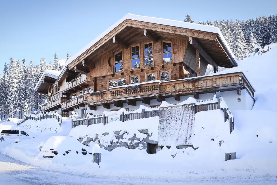 Montana Chalets