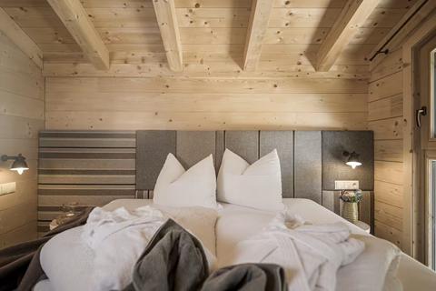 Montana Chalets – photo 2